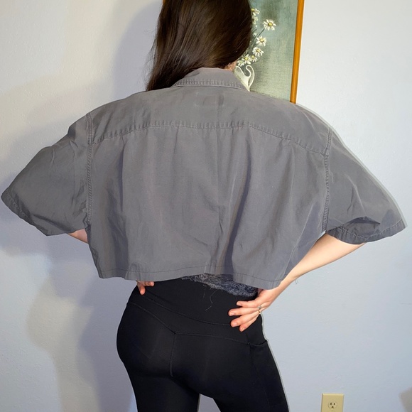 Cropped Grey Eddie Bauer Button Up - Picture 3 of 7